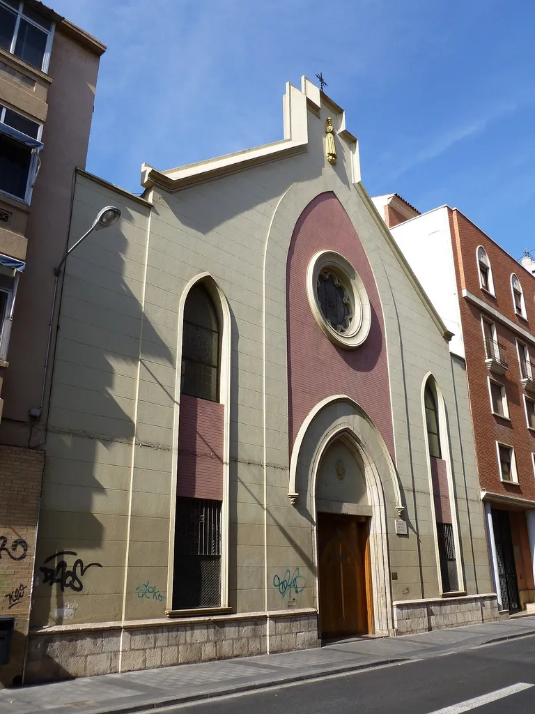 This is a photo of a building listed in the Valencian heritage register as Bé de Rellevància Local (BRL) under the reference 03.32.014-099.