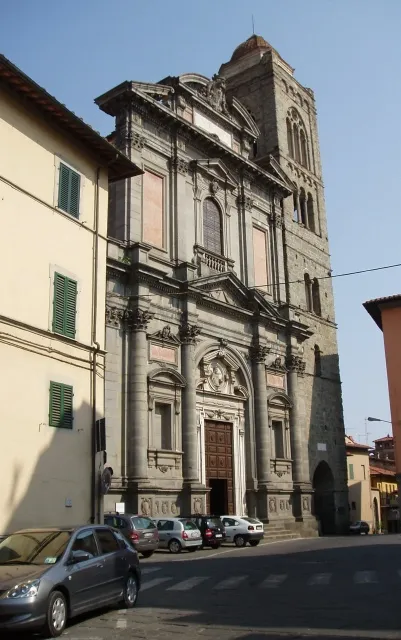 Fassade of cathedral in Pescia, Italy