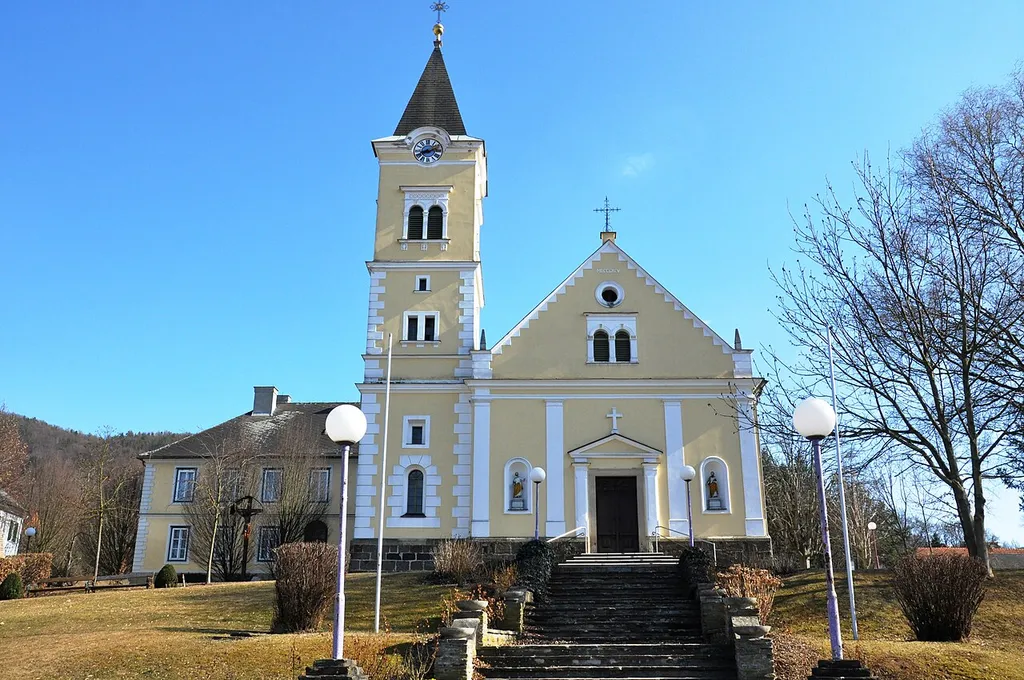Kath. Pfarrkirche Hl. Dreifaltigkeit