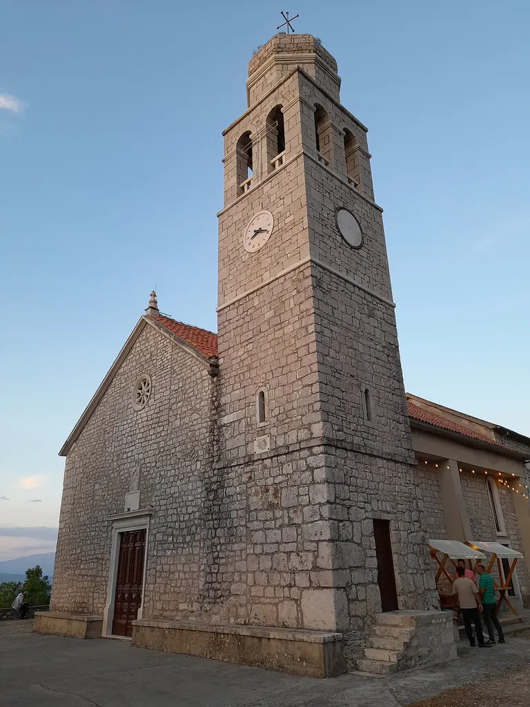Crkva sv. Ante Opata u Vrisniku