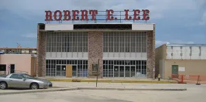 Robert E. Lee Theatre