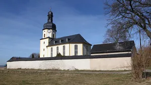 Church Stelzen