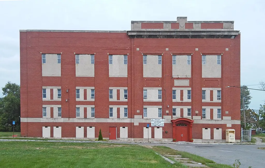 Amity Lodge No 335 Temple, Detroit, MI. This is an image of a place or building that is listed on the National Register of Historic Places in the United States of America. Its reference number is 14001011 (Wikidata).