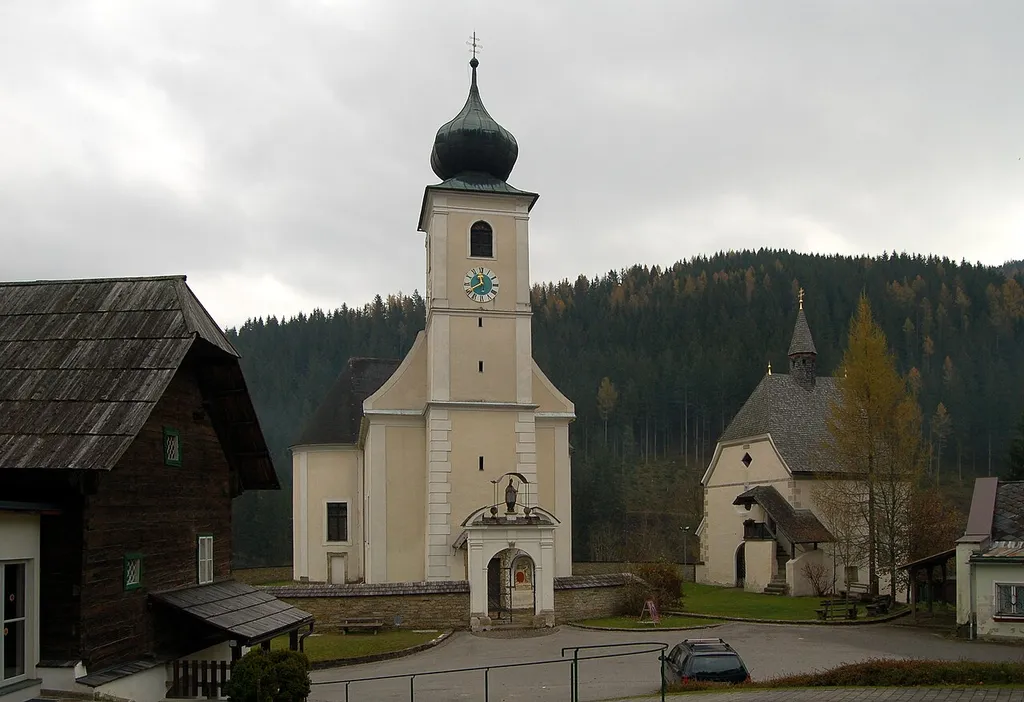 Parish church St. Nikolaus with Rosenkranzkapelle, Ratten, Styria, Austria. Church built in 1709. Chapel in 1664.