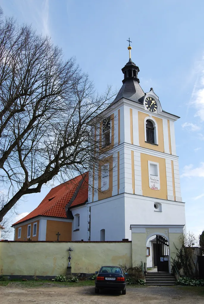 Kostel Narození Panny Marie v obci. Kostelec nad Vltavou. Okres Písek. Česká republika.