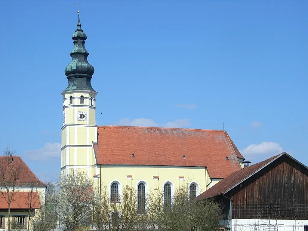 Sammarei, Sanctuary of the Assumption from south.