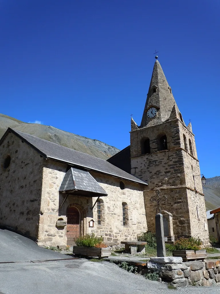Church "Saint-Pierre et Saint-Paul", in Les Hières (La Grave, Hautes-Alpes, France)