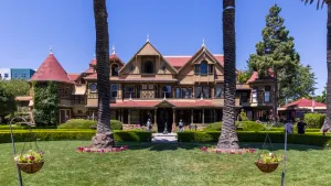 Winchester Mystery House