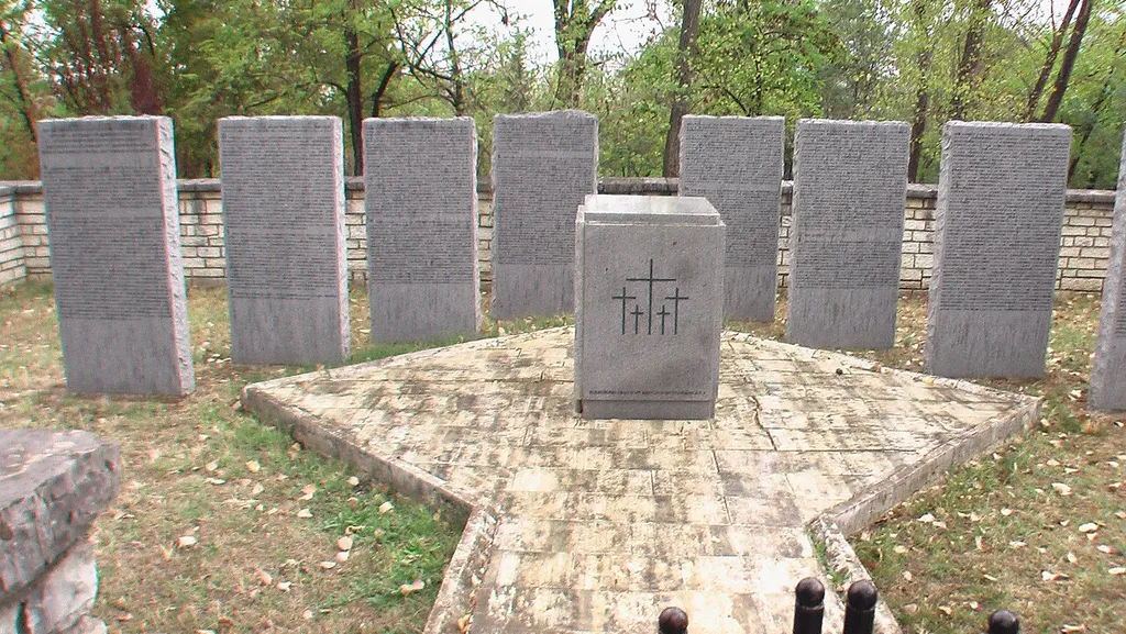 Tirana: Deutscher Soldatenfriedhof