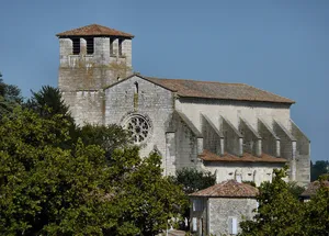 collegiate church of Saint Martin of Montpezat-de-Quercy