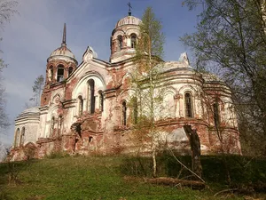 Holy Trinity church in Yazvischy