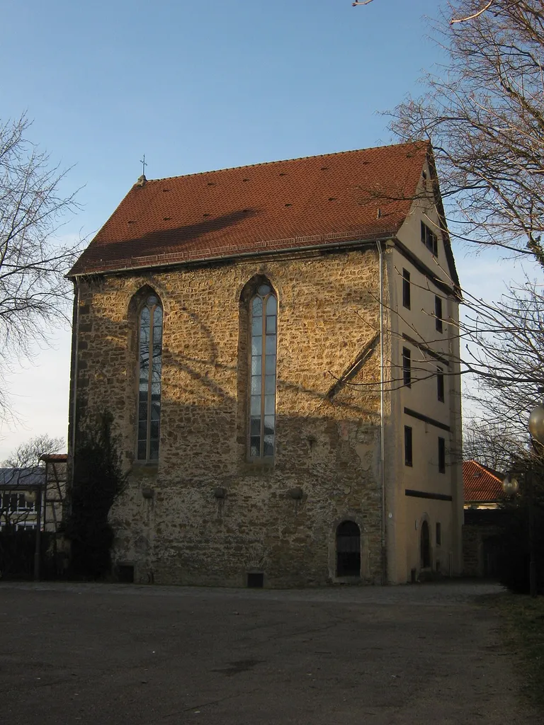 Das Langhaus der Klosterkirche des ehemaligen Klarissenklosters im Klostergarten 2 in Pfullingen wurde um 1300 erbaut.