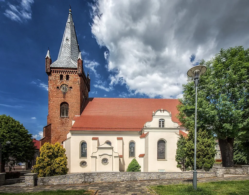 Czarnków, Kościół św. Marii Magdaleny w Czarnkowie