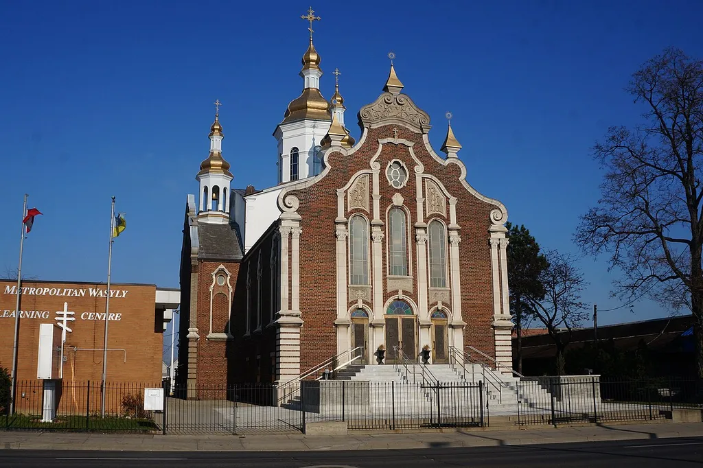 Ukrainian Orthodox Cathedral of St. Vladimir (church building in Hamilton, Ontario)