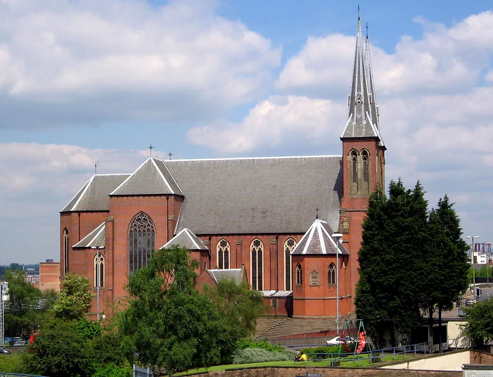 St Chad's Cathedral in Birmingham. Photo by G-Man * June 2006