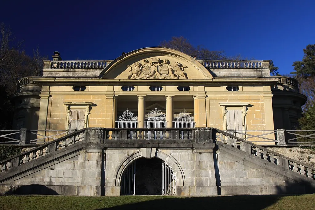 Castle of La Poya, Rue de Morat 44-48, Fribourg