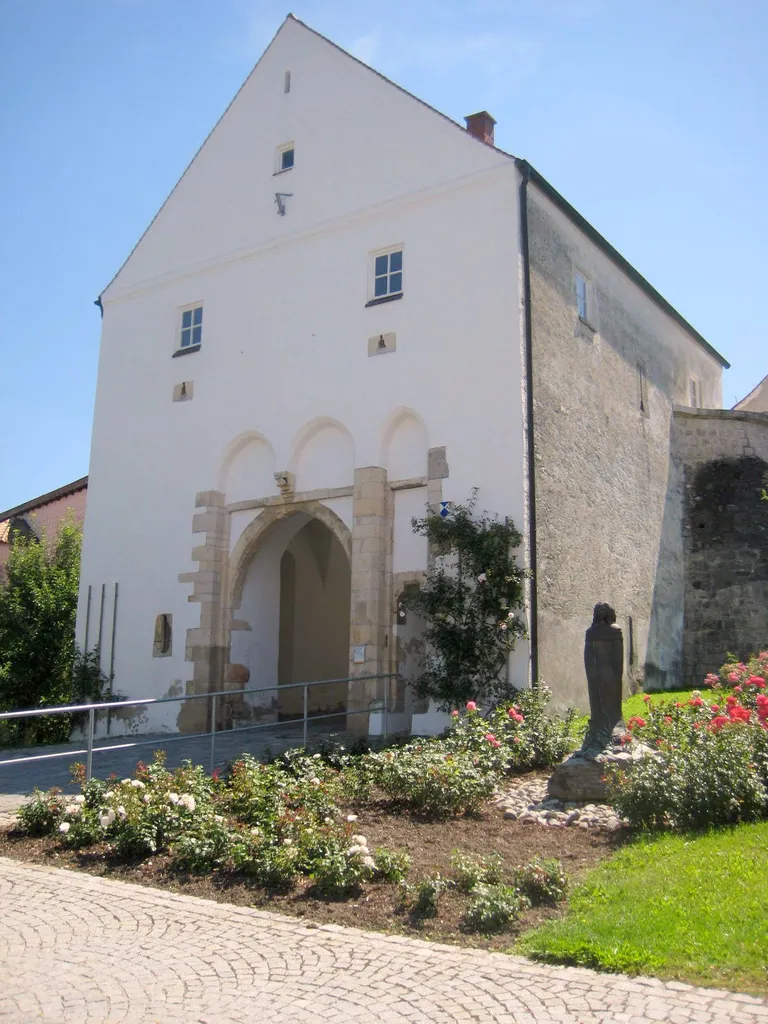 Vohburg an der Donau ist eine Gemeinde im Landkreis Pfaffenhofen a.d. Ilm.
