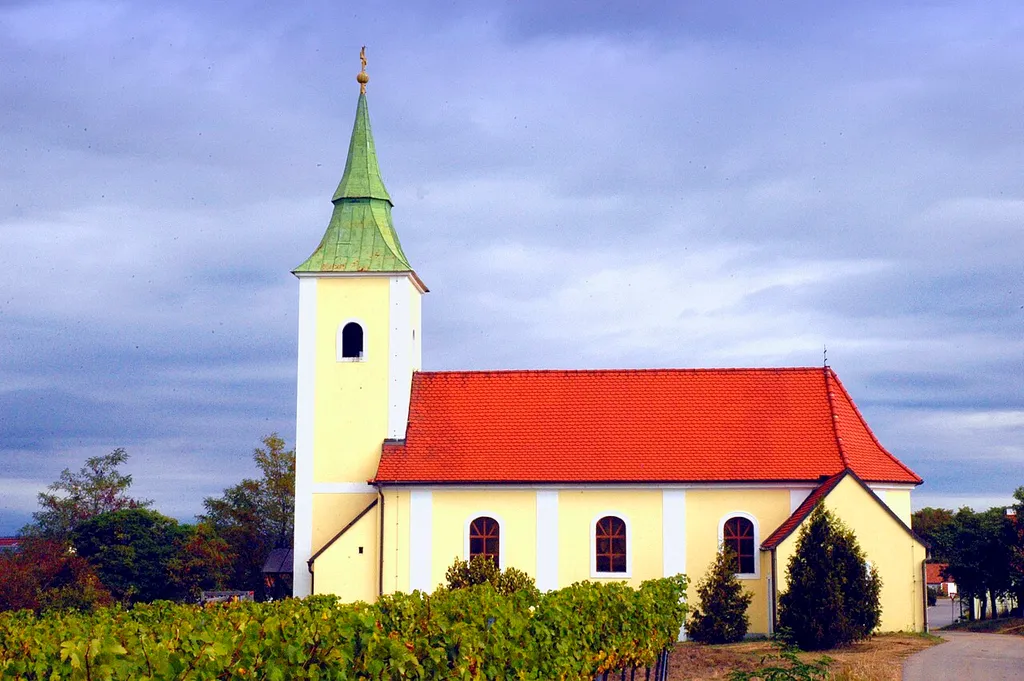 katholische Filialkirche heilige Wolfgang und Alban in Pillersdorf, Gemeinde Zellerndorf