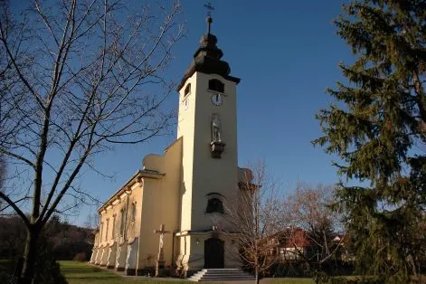 Az egri lajosvárosi Szent Lajos római katolikus templom.