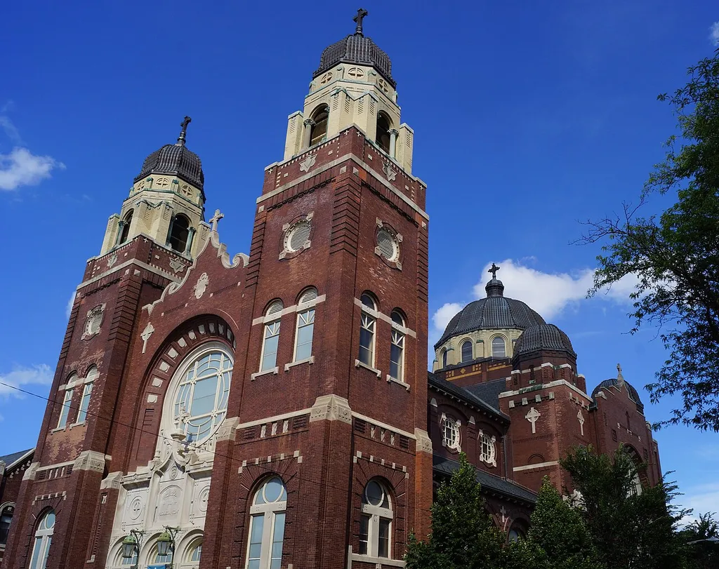 Holy Innocents RC Church, exterior, Chicago, IL