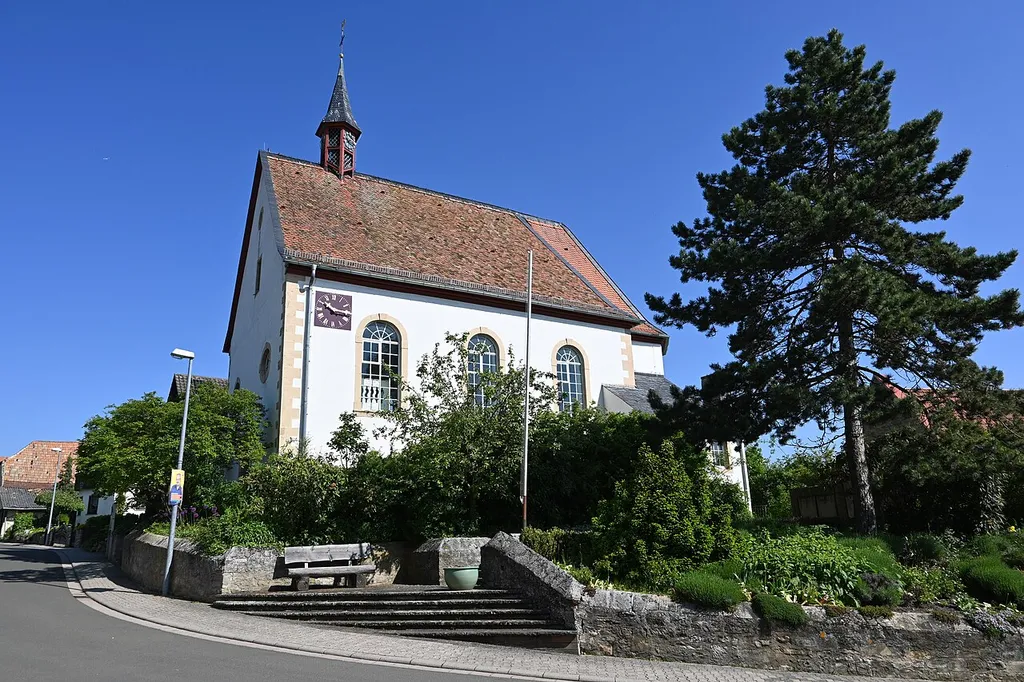 Bechenheim, Simultankirche St. Alban