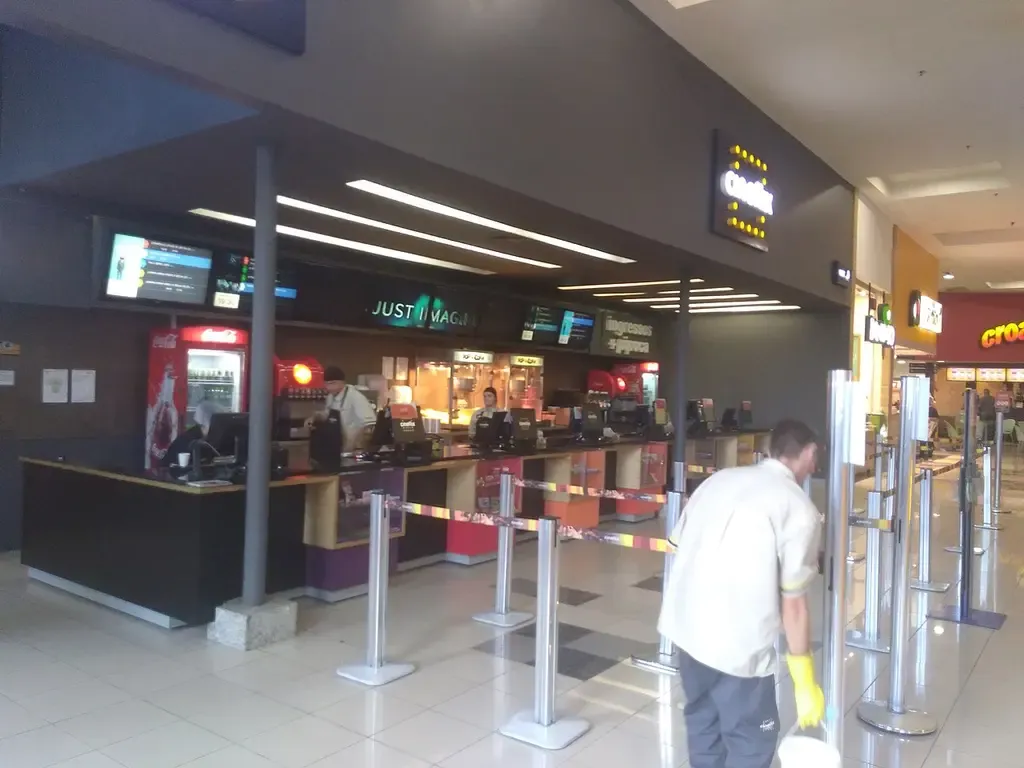 Cineflix Shopping Total