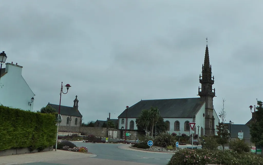 Eglise Saint-Pierre-aux-Liens de Ploumoguer Finistère Bretagne France