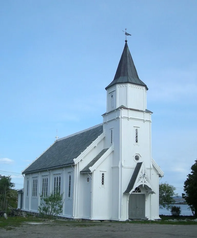 Hallaren kirke, Frøya