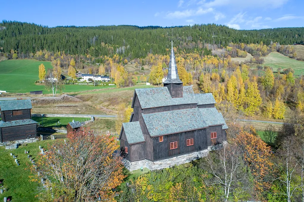A drone photo of Høre stave church