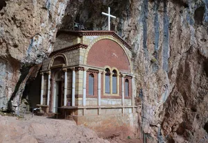 Church of Saint Sava (Kablar)