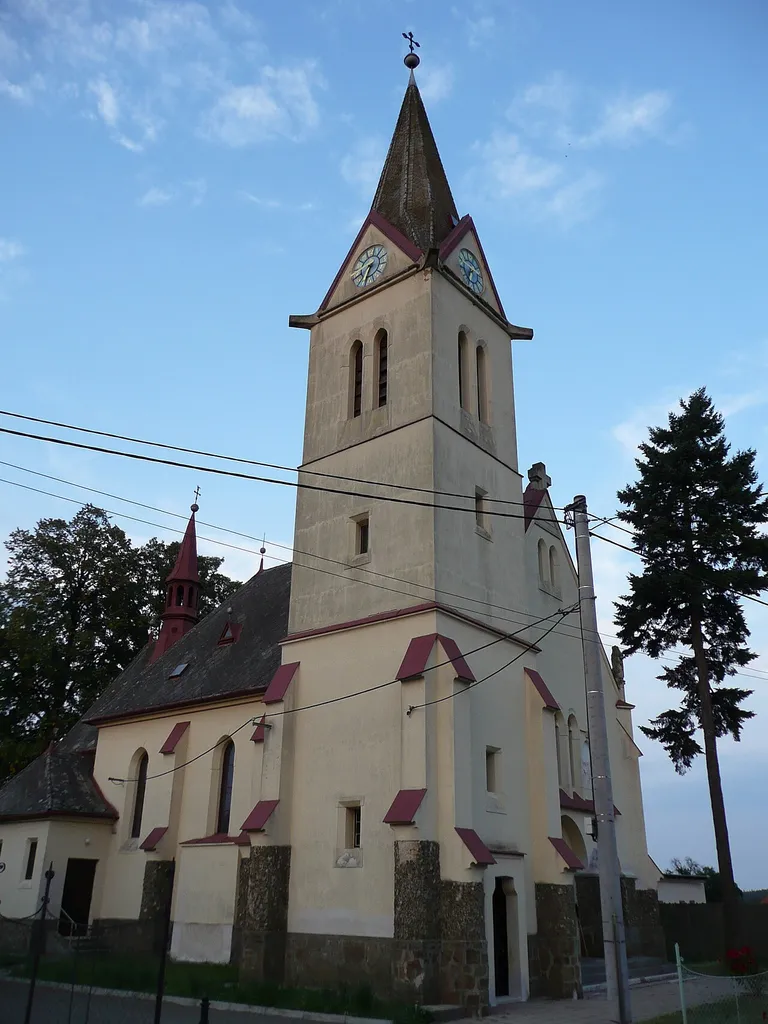 Kostel sv.Cyrila a Metoděje v Podivicích(okr.Vyškov) postaven roku 1911