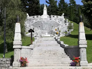 Austro-Hungarian monumental cemetery of Bondo