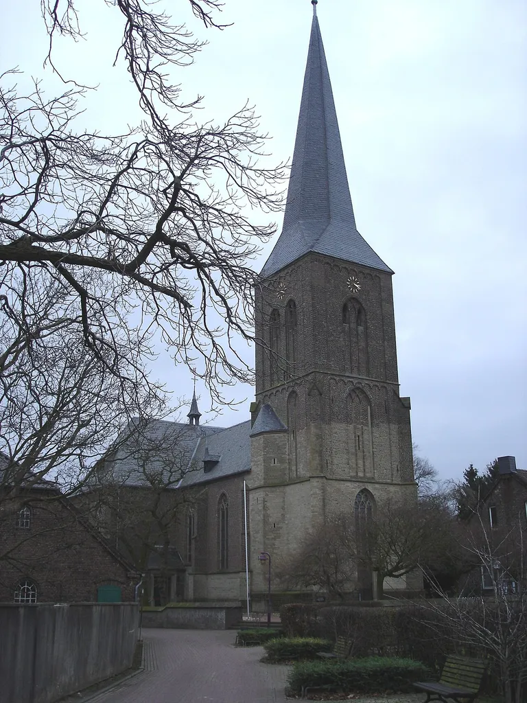 Kirche St. Martin in Vynen