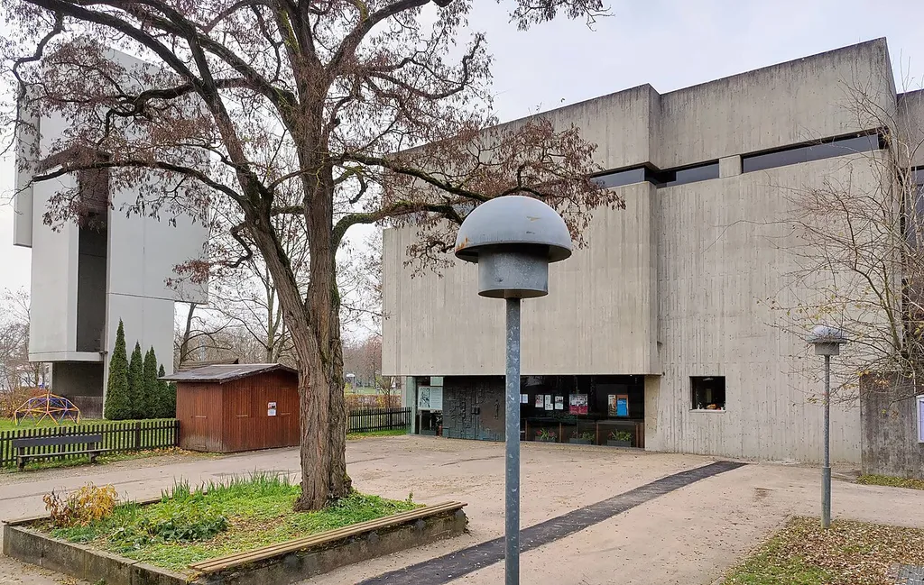 Evangelische Bonhoeffer-Kirche Stuttgart-Fasanenhof, Baden-Württemberg, Deutschland
