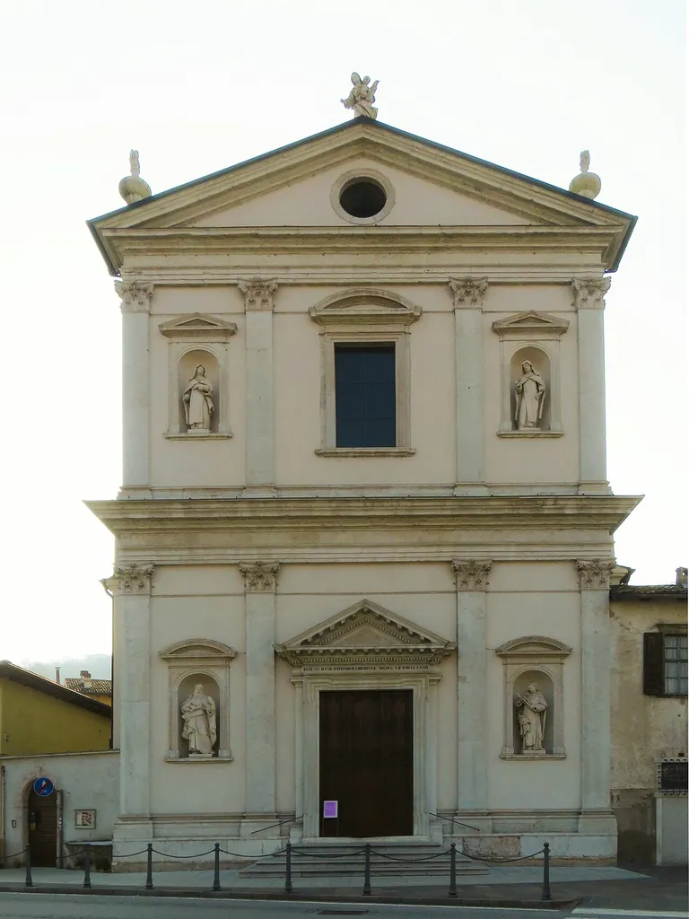 Chiesa di Santa Maria del Carmine a Rovereto - facciata