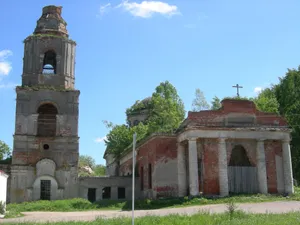 Saints Florus and Laurus Church, Stepurino