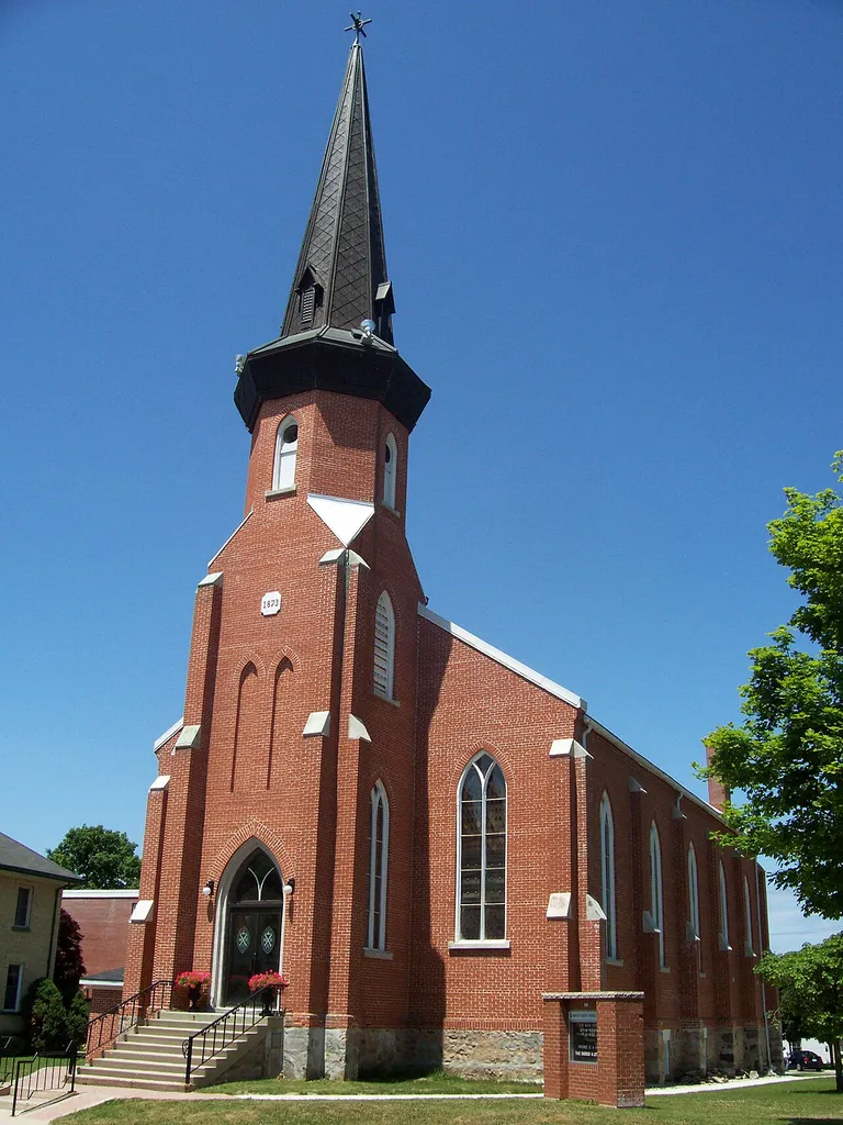 the entrance to Mount Forest United Church