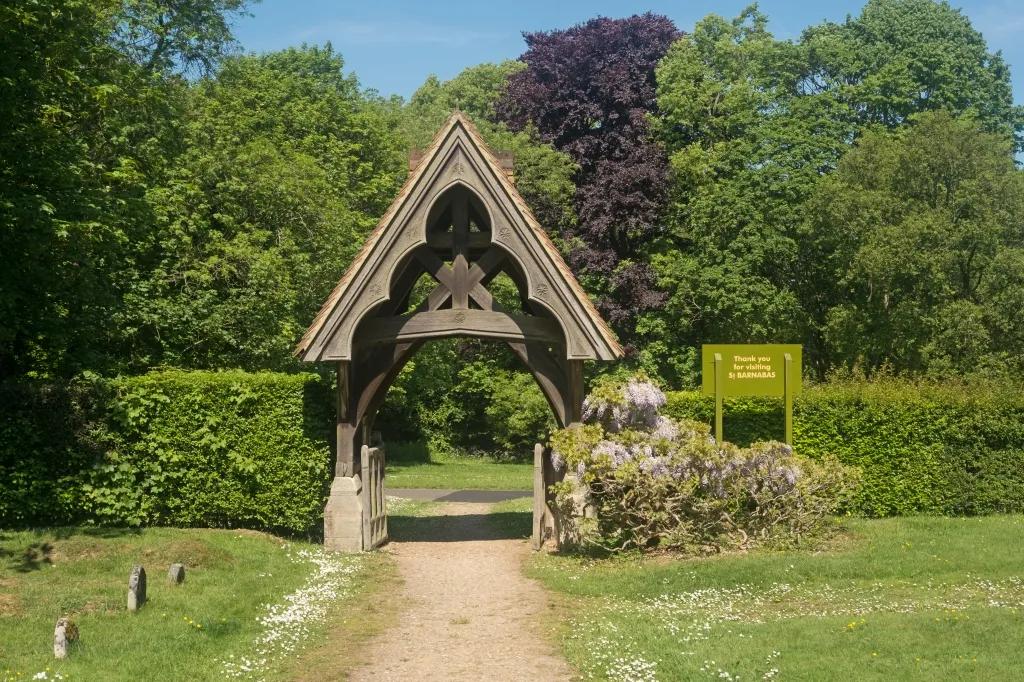 Ranmore Common: St Barbabas Church lych-gate