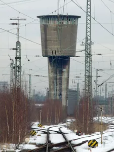 Altona station water tower