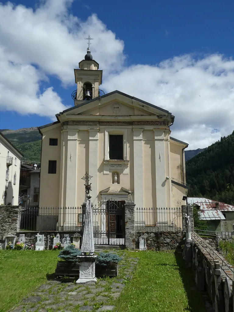 Precasaglio (Ponte di Legno, Lombardy, Italy), Saints Fabian and Sebastian church and old cemetery