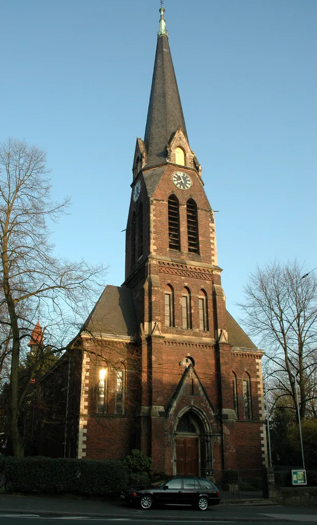 Evangelische Kirche Wuppertal-Vohwinkel Mitte an der Gräfrather Straße