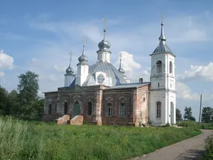 Holy Trinity Church (Krasnoye, Sapozhkovsky District)