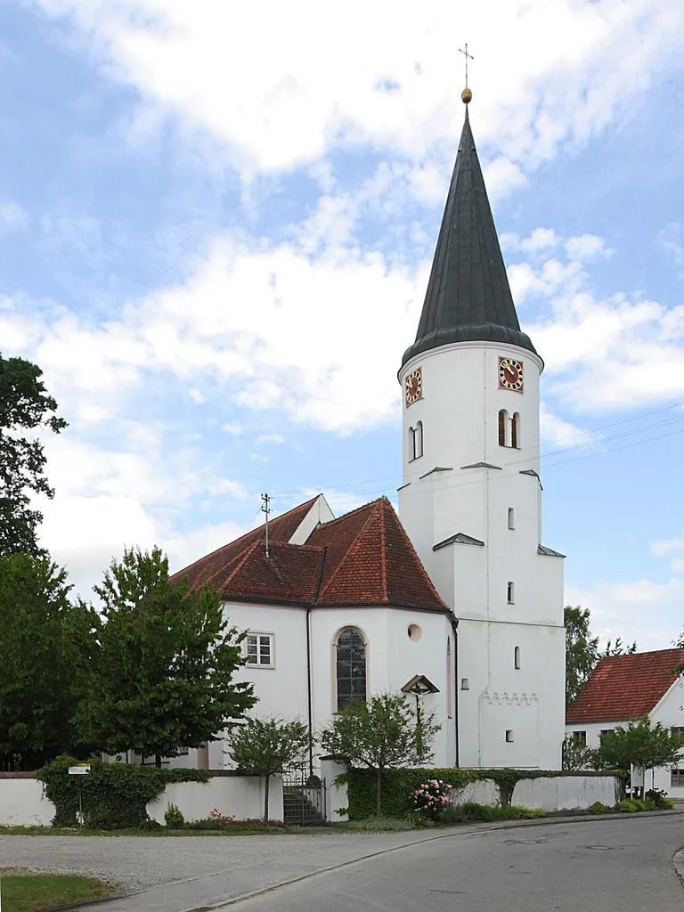 Pfarrkirche Hl. Kreuz, Aletshausen; Ansicht von Osten