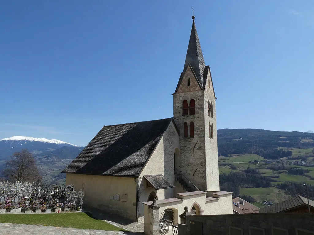 Villanders (South Tyrol, Italy), Saint Michael church