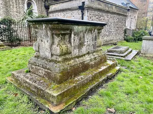 Unidentified Tomb In St Pancras Old Church Garden