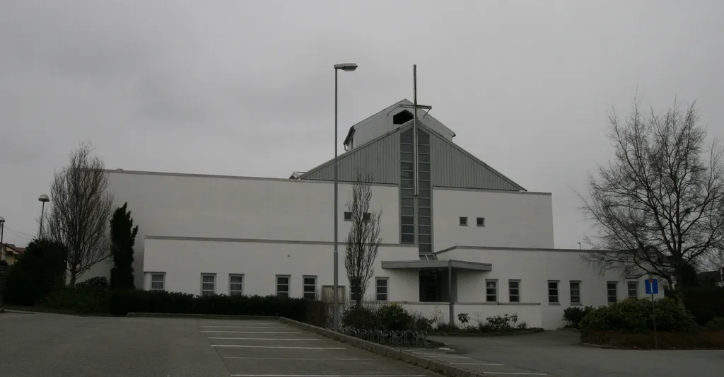Hillevåg_kirke
