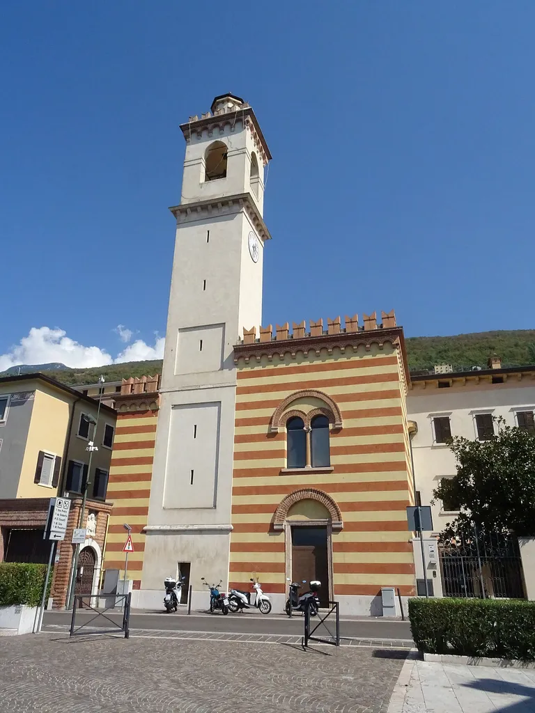 Castelletto (Brenzone sul Garda, Veneto, Italy), Holy Souls church