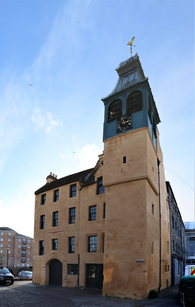 Photograph of the historic St Ninian's Manse in Leith, Scotland