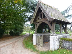 Lychgate And Attached Churchyard Walls To Church Of St Peter