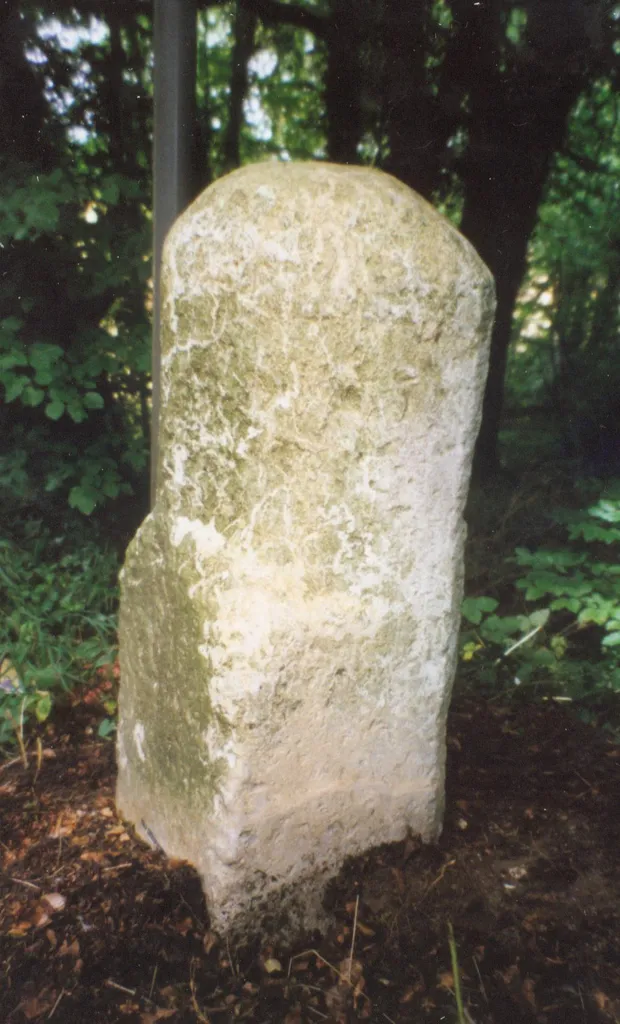 Old Milestone by the B482, west of Wycombe Air Park